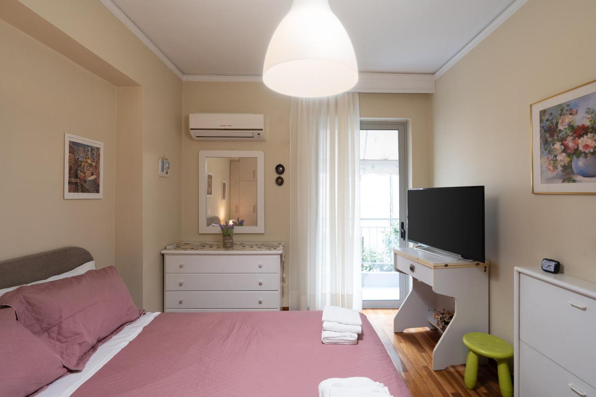 Thissio Family Apartment Athena Bagian luar foto