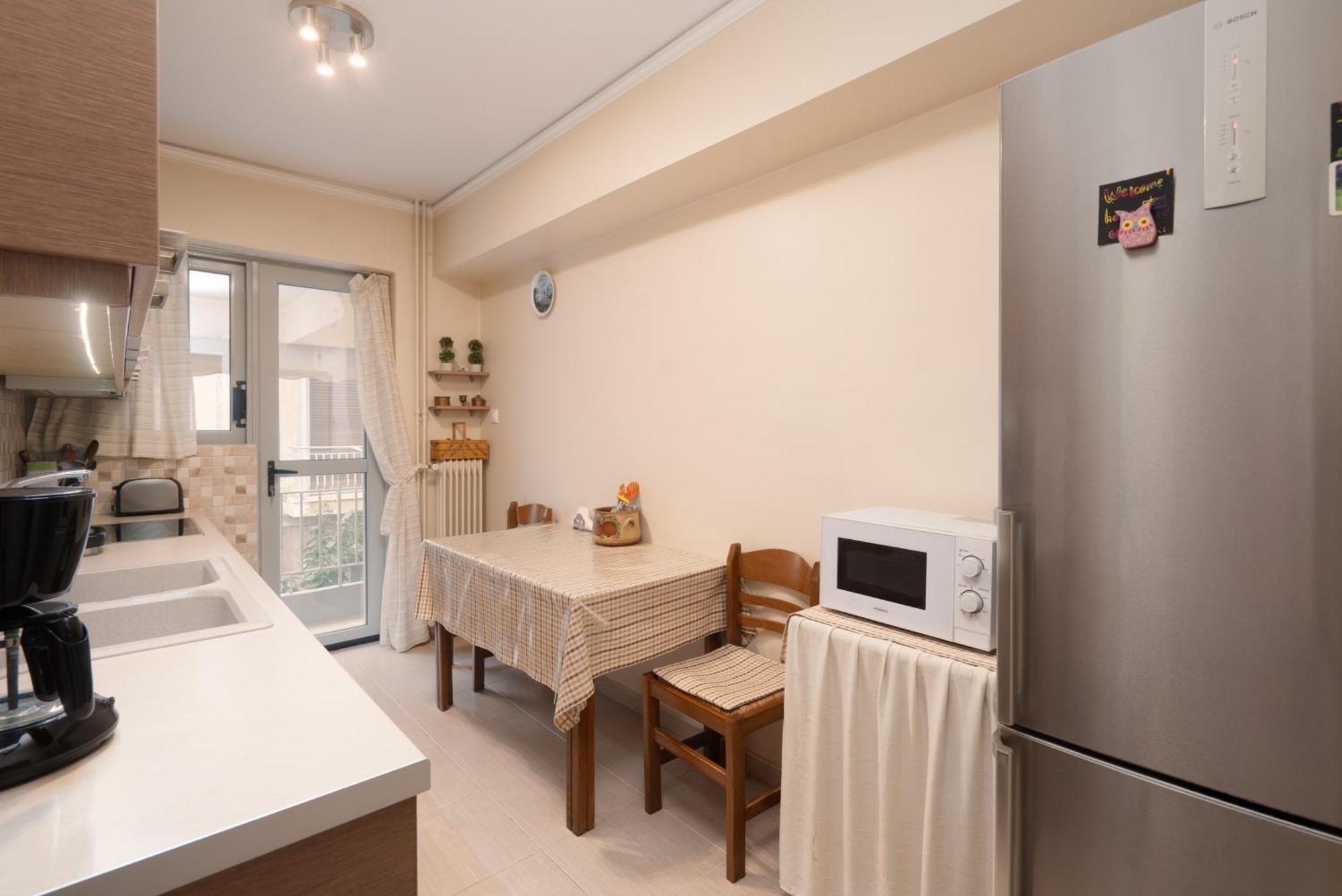 Thissio Family Apartment Athena Bagian luar foto