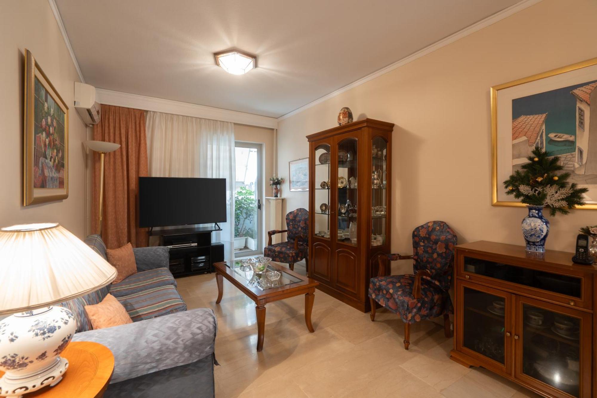 Thissio Family Apartment Athena Bagian luar foto