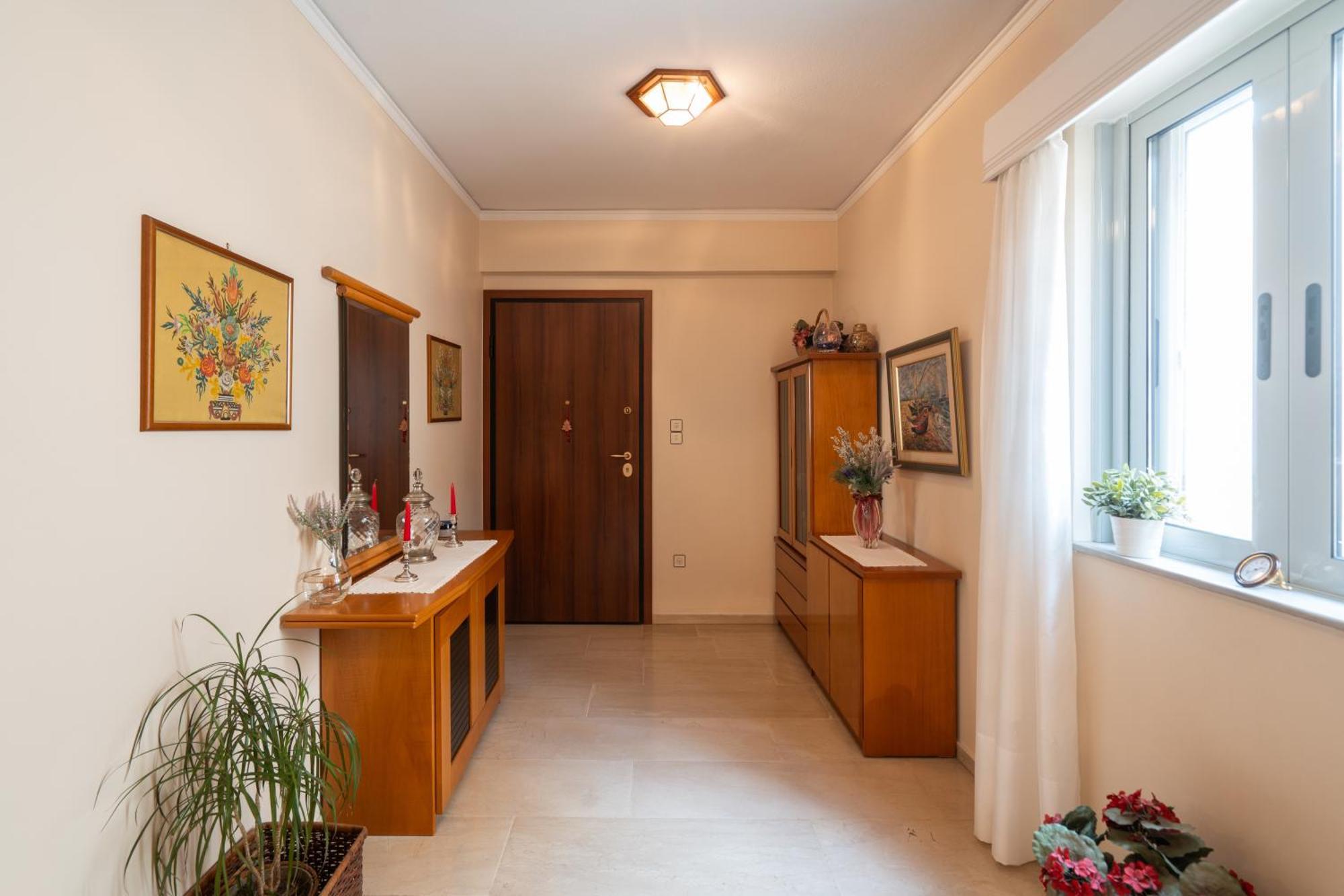 Thissio Family Apartment Athena Bagian luar foto