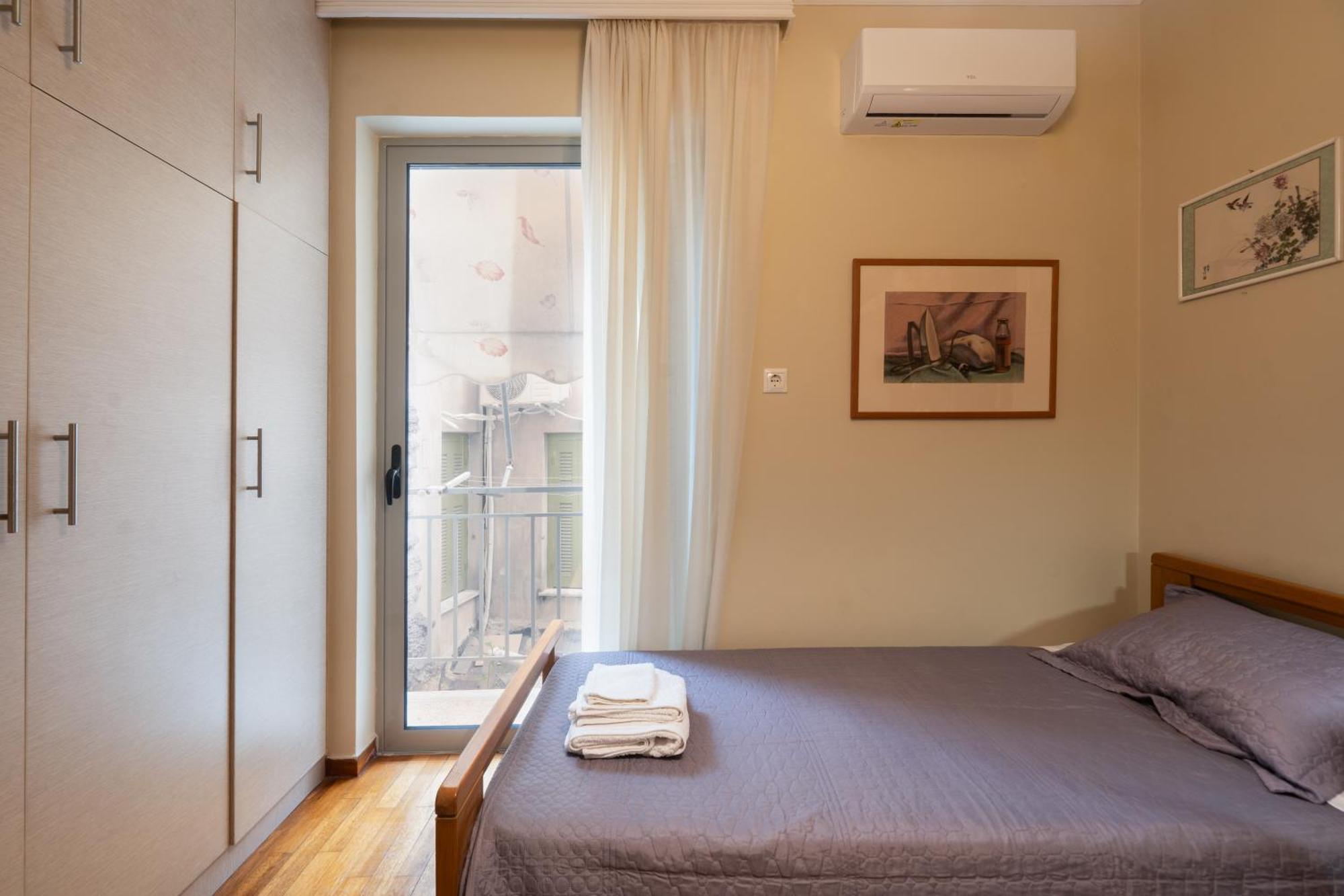 Thissio Family Apartment Athena Bagian luar foto