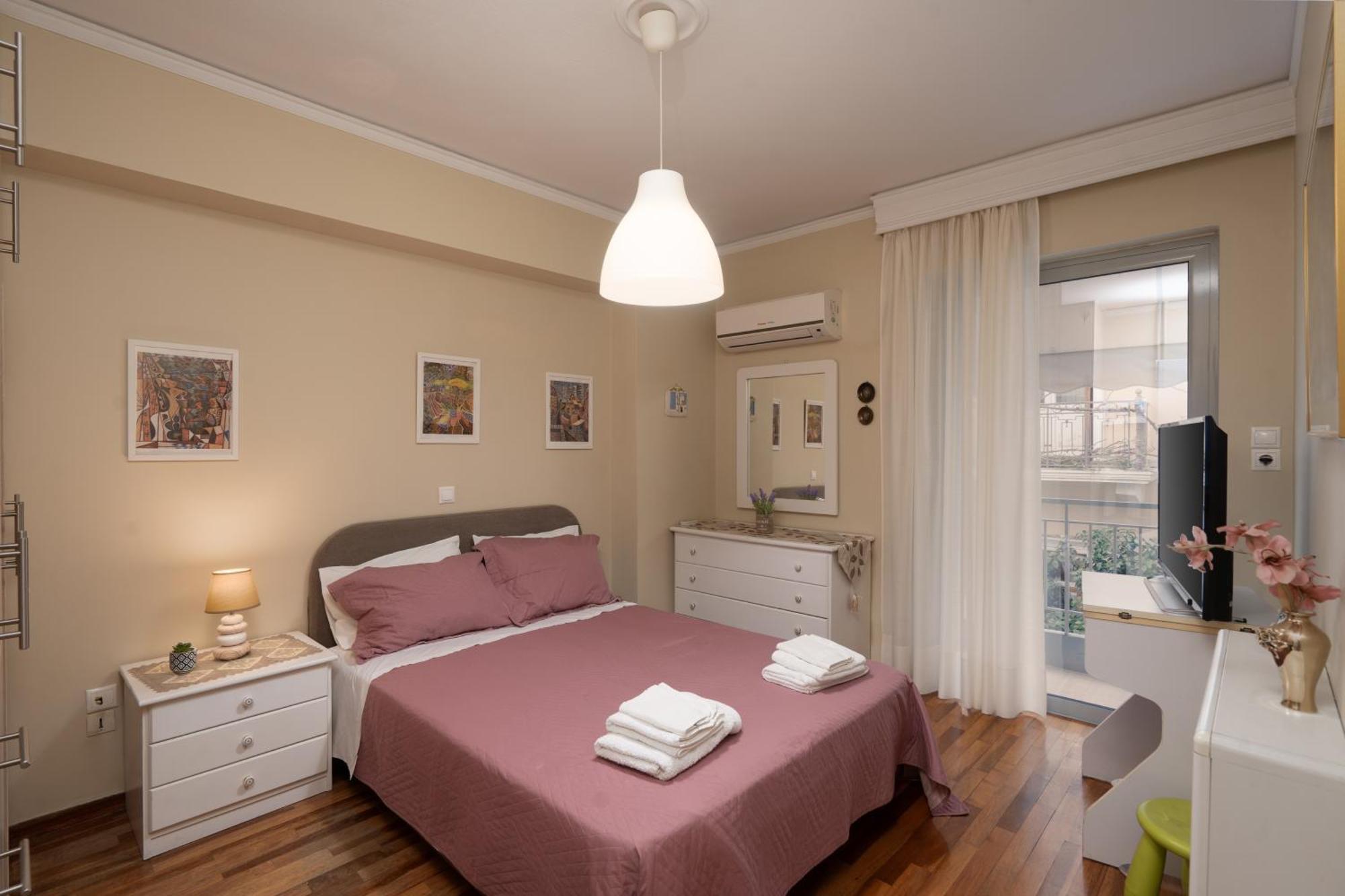 Thissio Family Apartment Athena Bagian luar foto